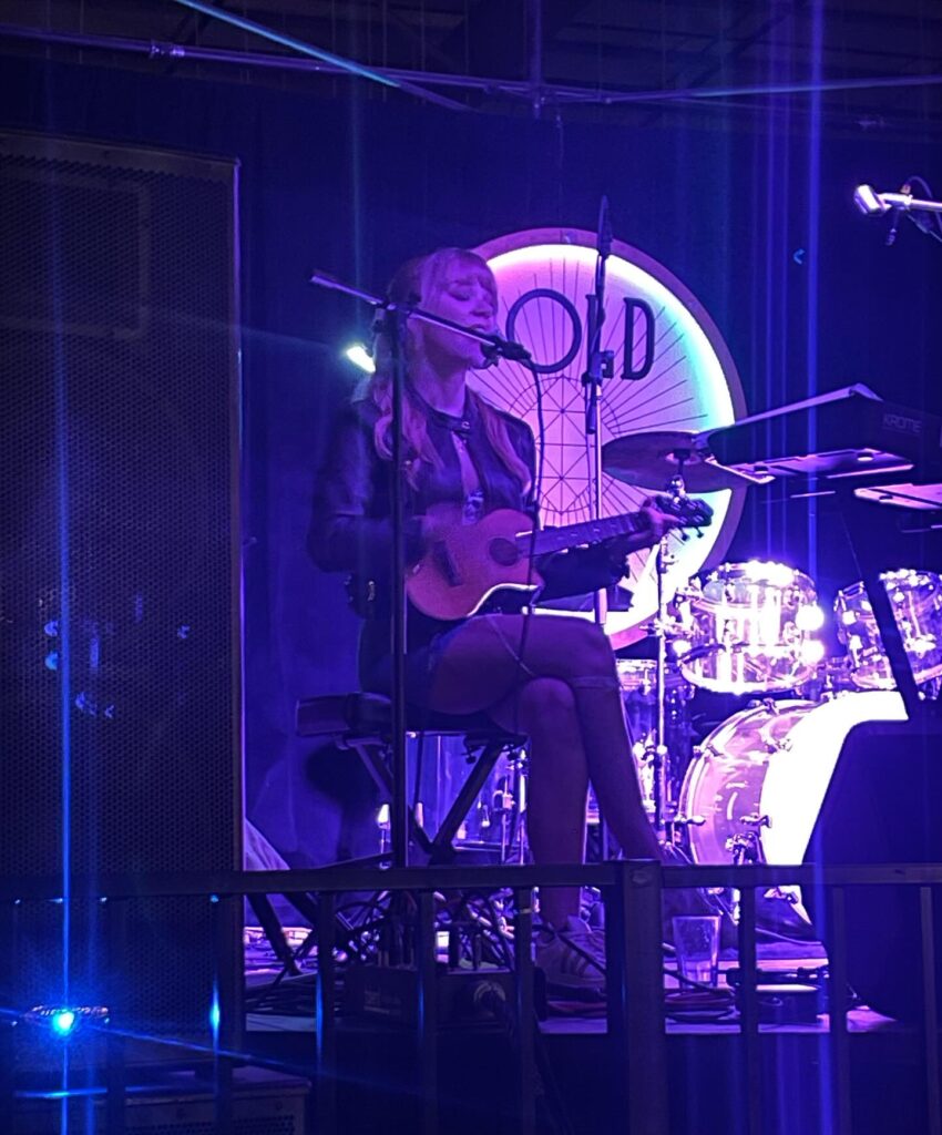 Penelope Ex Machina at the Wild Eye Pub